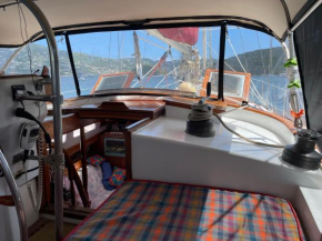St Thomas Bnb on Sailboat Ragamuffin incl meals water toys